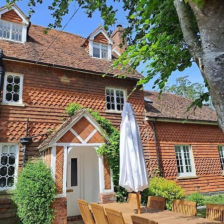 Holly Cottage, 2, Northbrook Park, Farnham-Up To 6 Adults Exteriér fotografie